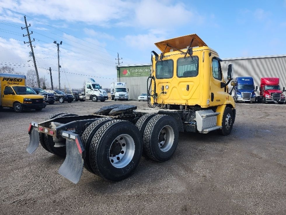 Day Cab Tractor-Heavy Duty Tractors-Freightliner-2019-Cascadia 11364ST-Wabash-IN-552,680\n\t\tmiles-$ 27,750 - Image 7