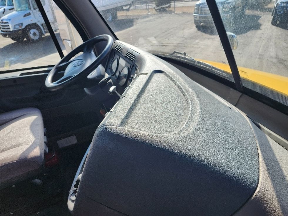 Day Cab Tractor-Heavy Duty Tractors-Freightliner-2019-Cascadia 11364ST-Wabash-IN-572,487\n\t\tmiles-$ 27,250 - Image 13