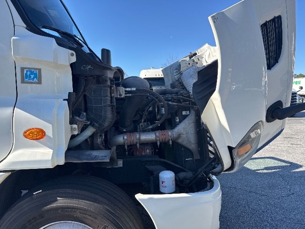 Day Cab Tractor-Heavy Duty Tractors-Freightliner-2019-Cascadia 11364ST-West Columbia-SC-171,449\n\t\tmiles-$ 45,000 - Image 15