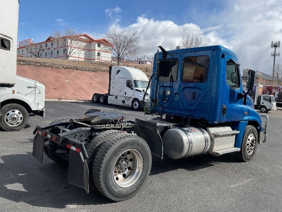 Day Cab Tractor-Heavy Duty Tractors-Freightliner-2019-Cascadia 12542ST-Albuquerque-NM-442,144\n\t\tmiles-$ 28,000 - Image 7