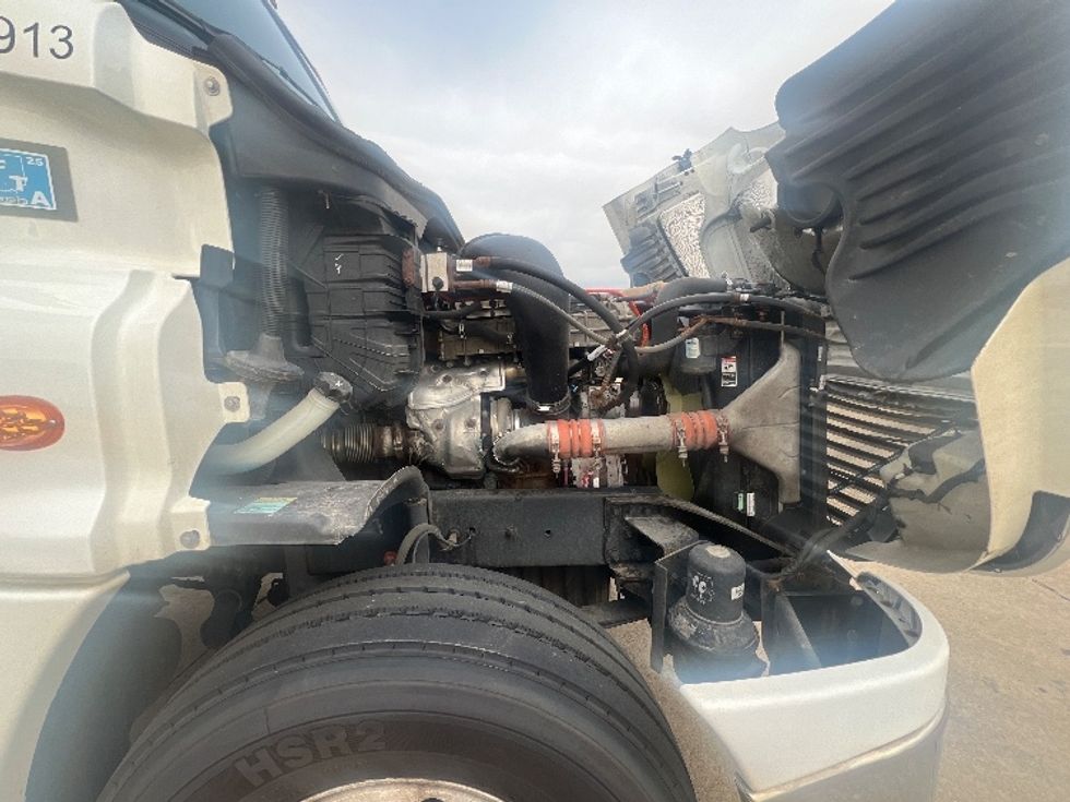 Day Cab Tractor-Heavy Duty Tractors-Freightliner-2019-Cascadia 12542ST-Allen Park-MI-363,975\n\t\tmiles-$ 33,250 - Image 14