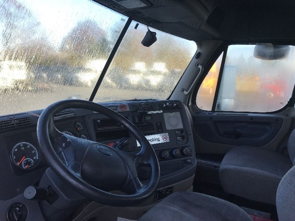 Day Cab Tractor-Heavy Duty Tractors-Freightliner-2019-Cascadia 12542ST-Charlotte-NC-459,222\n\t\tmiles-$ 39,500 - Image 10