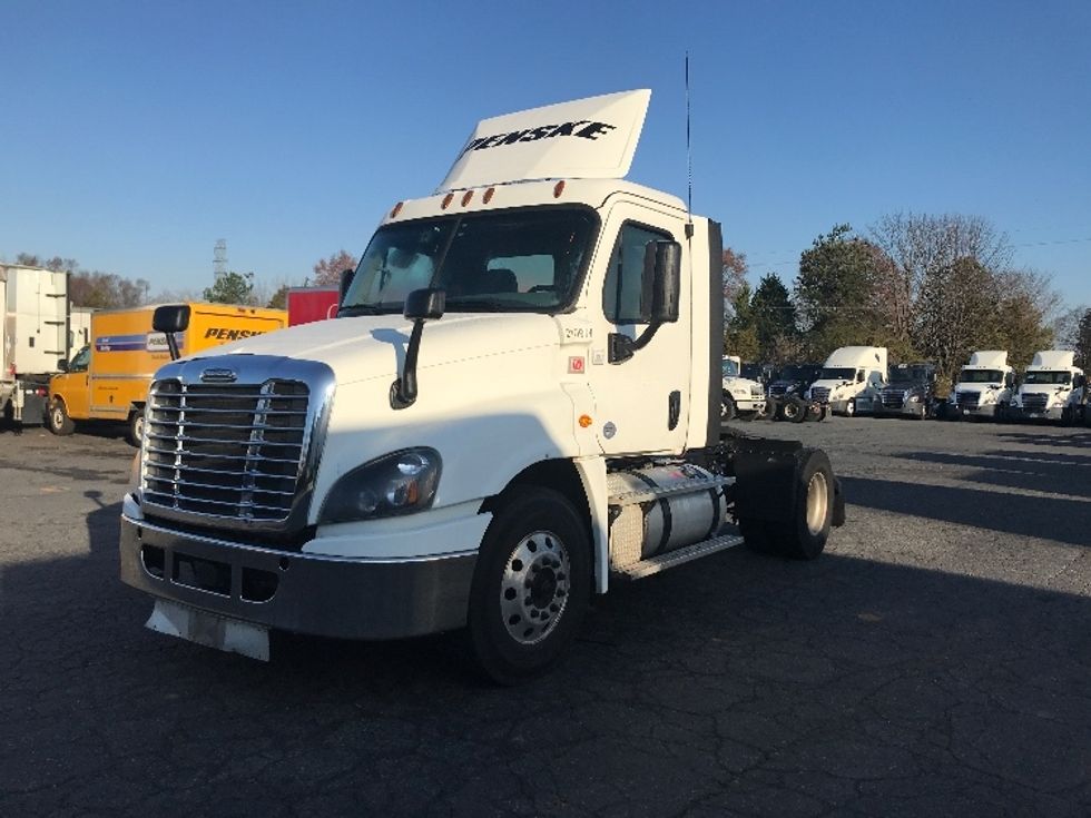 Day Cab Tractor-Heavy Duty Tractors-Freightliner-2019-Cascadia 12542ST-Charlotte-NC-459,222\n\t\tmiles-$ 39,500 - Image 3