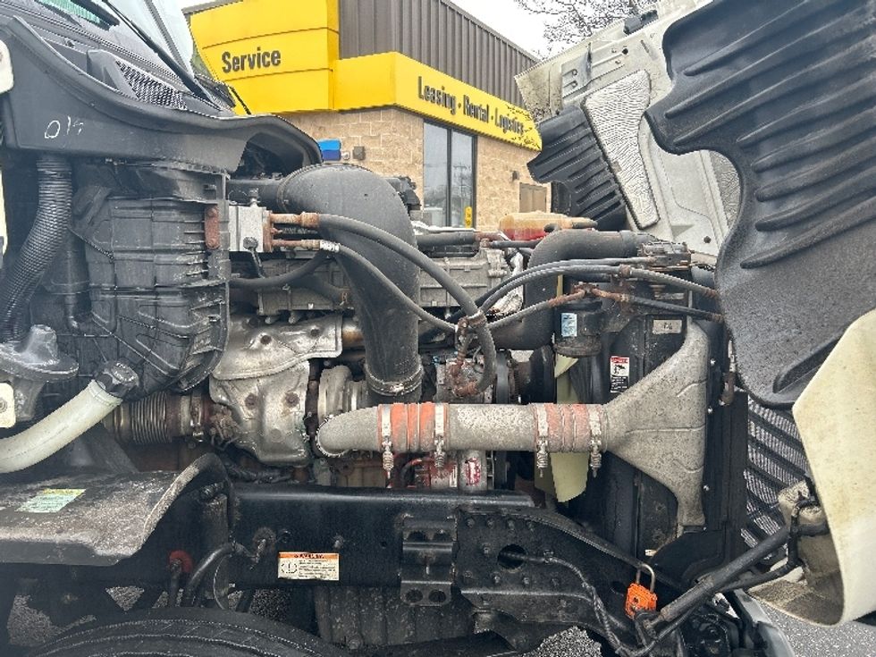 Day Cab Tractor-Heavy Duty Tractors-Freightliner-2019-Cascadia 12542ST-Chicopee-MA-292,697\n\t\tmiles-$ 26,250 - Image 15