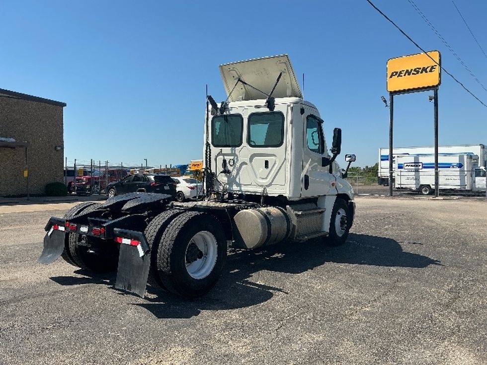 Day Cab Tractor-Heavy Duty Tractors-Freightliner-2019-Cascadia 12542ST-Dallas-TX-425,520\n\t\tmiles-$ 25,500 - Image 7