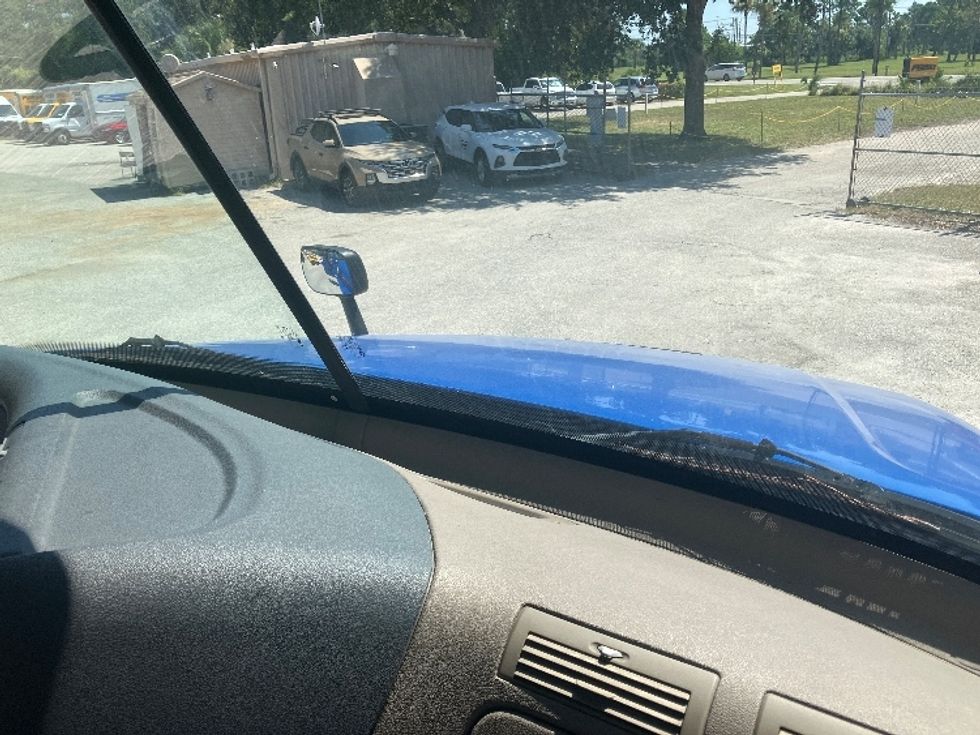 Day Cab Tractor-Heavy Duty Tractors-Freightliner-2019-Cascadia 12542ST-Daytona Beach-FL-408,110\n\t\tmiles-$ 28,000 - Image 13