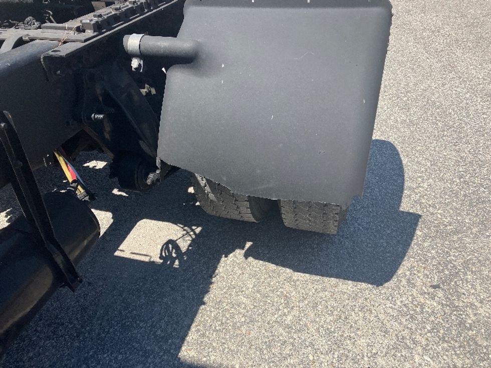 Day Cab Tractor-Heavy Duty Tractors-Freightliner-2019-Cascadia 12542ST-Daytona Beach-FL-408,110\n\t\tmiles-$ 28,000 - Image 18
