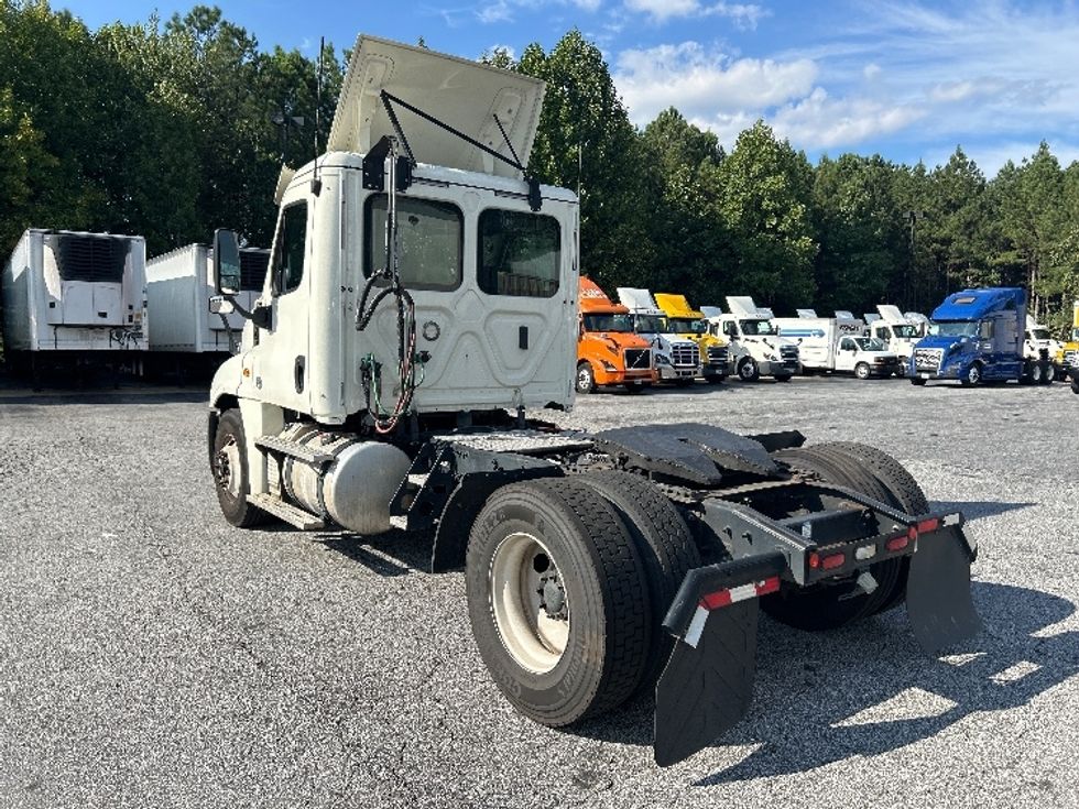 Day Cab Tractor-Heavy Duty Tractors-Freightliner-2019-Cascadia 12542ST-Duluth-GA-340,216\n\t\tmiles-$ 38,750 - Image 5