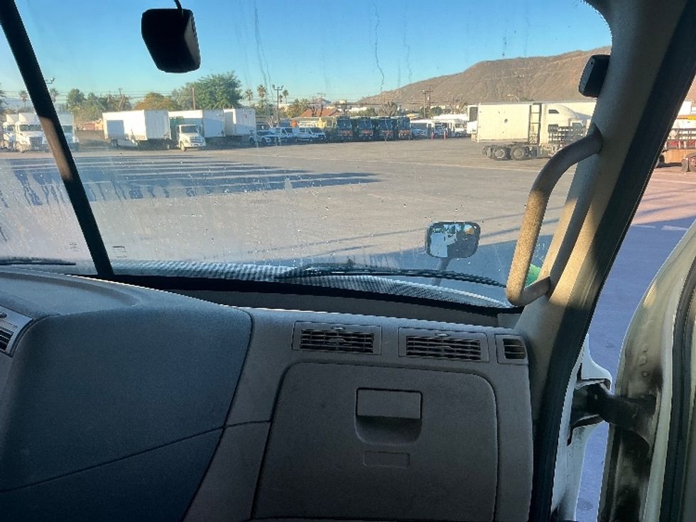 Day Cab Tractor-Heavy Duty Tractors-Freightliner-2019-Cascadia 12542ST-Fontana-CA-244,166\n\t\tmiles-$ 48,000 - Image 13