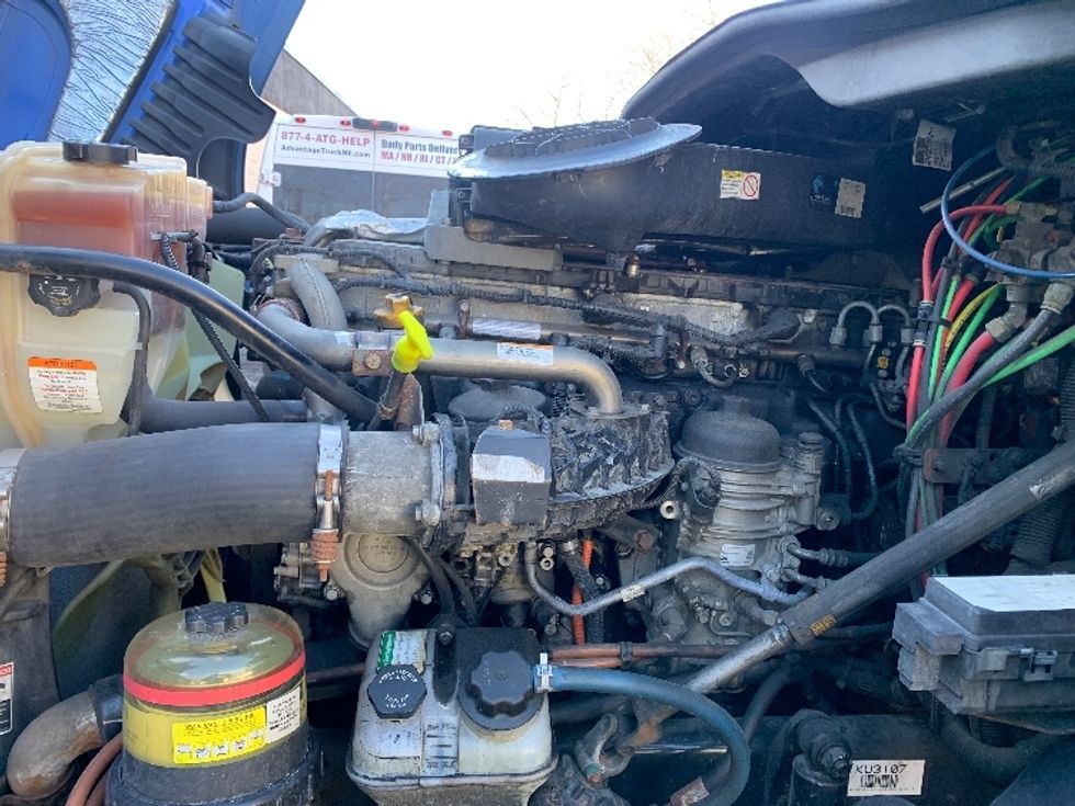 Day Cab Tractor-Heavy Duty Tractors-Freightliner-2019-Cascadia 12542ST-Franklin-MA-312,958\n\t\tmiles-$ 38,750 - Image 16