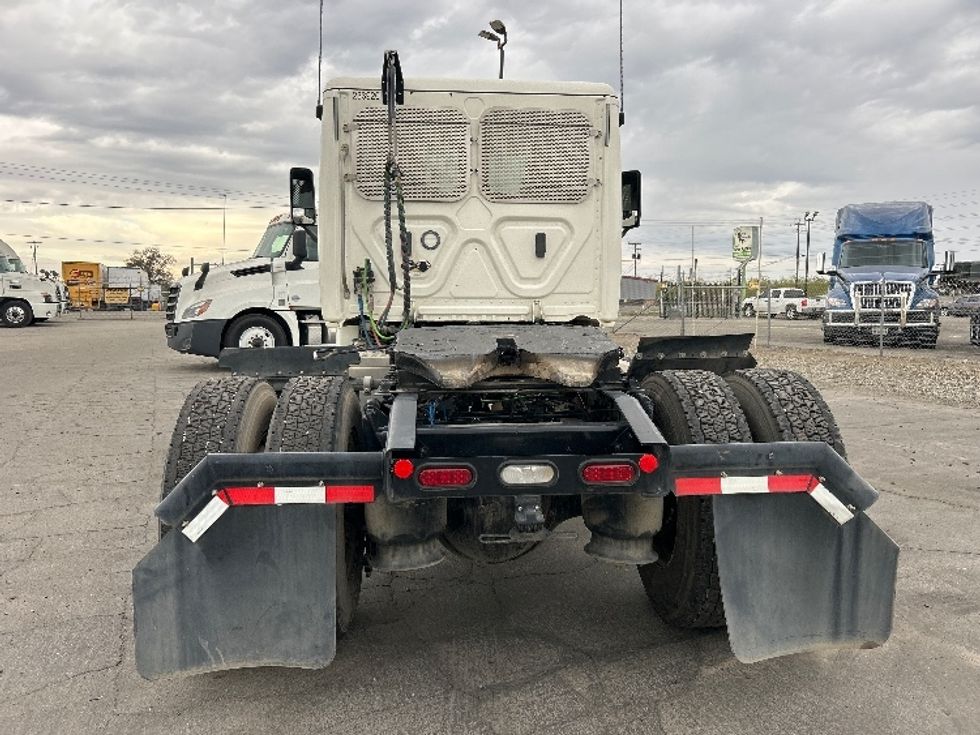 Day Cab Tractor-Heavy Duty Tractors-Freightliner-2019-Cascadia 12542ST-Fresno-CA-32,499\n\t\tmiles-$ 40,500 - Image 20