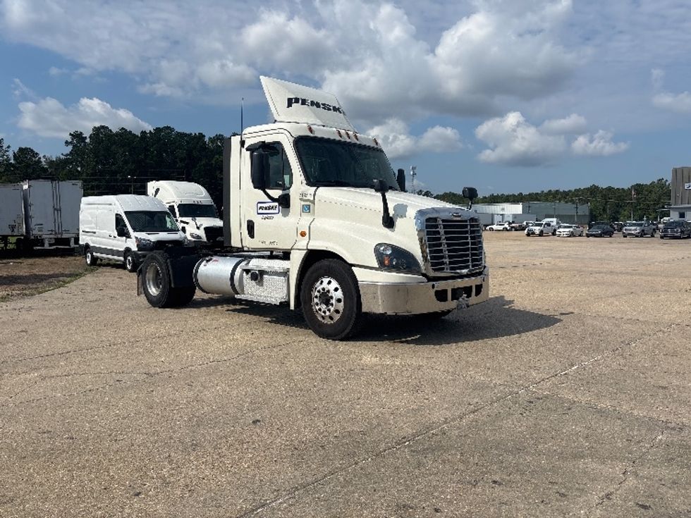 Day Cab Tractor-Heavy Duty Tractors-Freightliner-2019-Cascadia 12542ST-Hammond-LA-620,537\n\t\tmiles-$ 22,500 - Image 1