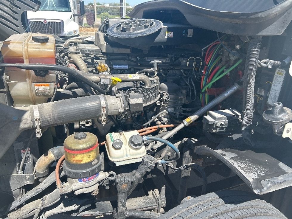 Day Cab Tractor-Heavy Duty Tractors-Freightliner-2019-Cascadia 12542ST-Houston-TX-78,784\n\t\tmiles-$ 36,500 - Image 16