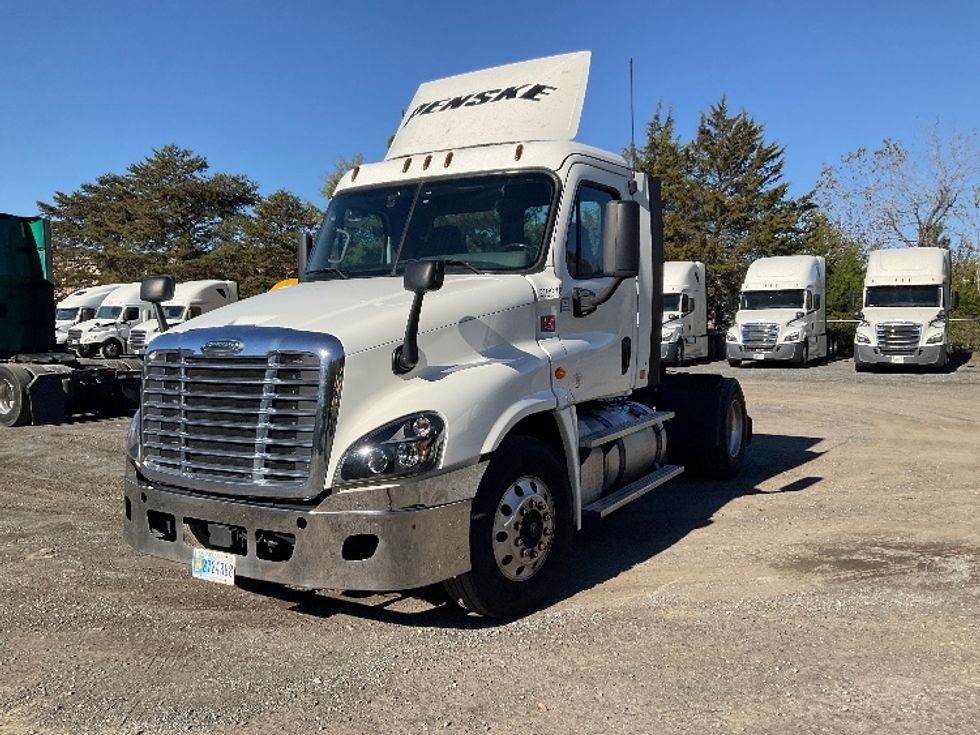 Day Cab Tractor-Heavy Duty Tractors-Freightliner-2019-Cascadia 12542ST-Indian Trail-NC-535,025\n\t\tmiles-$ 34,250 - Image 3