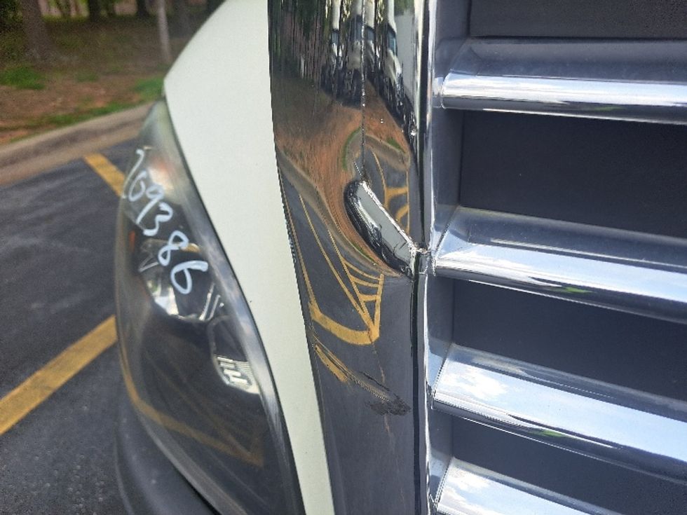 Day Cab Tractor-Heavy Duty Tractors-Freightliner-2019-Cascadia 12542ST-Jonesboro-GA-358,244\n\t\tmiles-$ 37,250 - Image 18