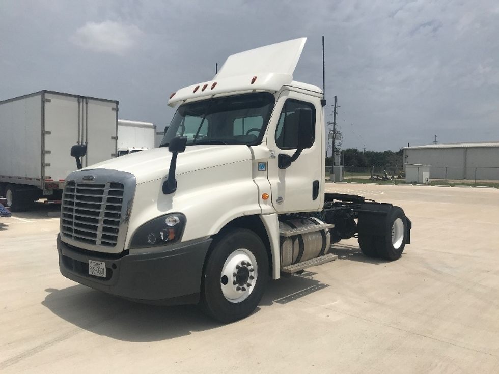 Day Cab Tractor-Heavy Duty Tractors-Freightliner-2019-Cascadia 12542ST-Katy-TX-449,389\n\t\tmiles-$ 32,250 - Image 3