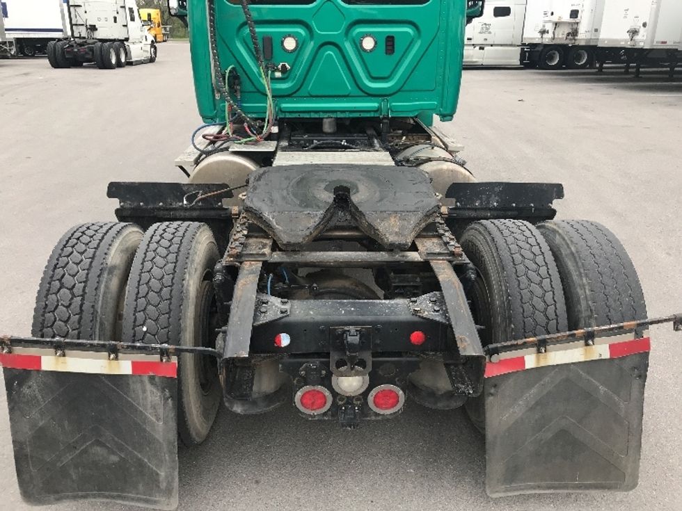 Day Cab Tractor-Heavy Duty Tractors-Freightliner-2019-Cascadia 12542ST-Louisville-KY-517,297\n\t\tmiles-$ 21,500 - Image 6