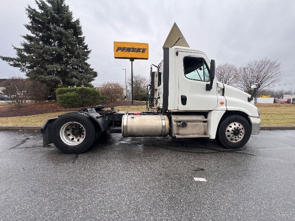 Day Cab Tractor-Heavy Duty Tractors-Freightliner-2019-Cascadia 12542ST-Montgomery-NY-342,672\n\t\tmiles-$ 40,000 - Image 8
