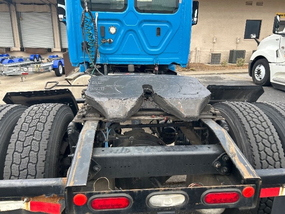 Day Cab Tractor-Heavy Duty Tractors-Freightliner-2019-Cascadia 12542ST-Mount Juliet-TN-498,550\n\t\tmiles-$ 31,250 - Image 6