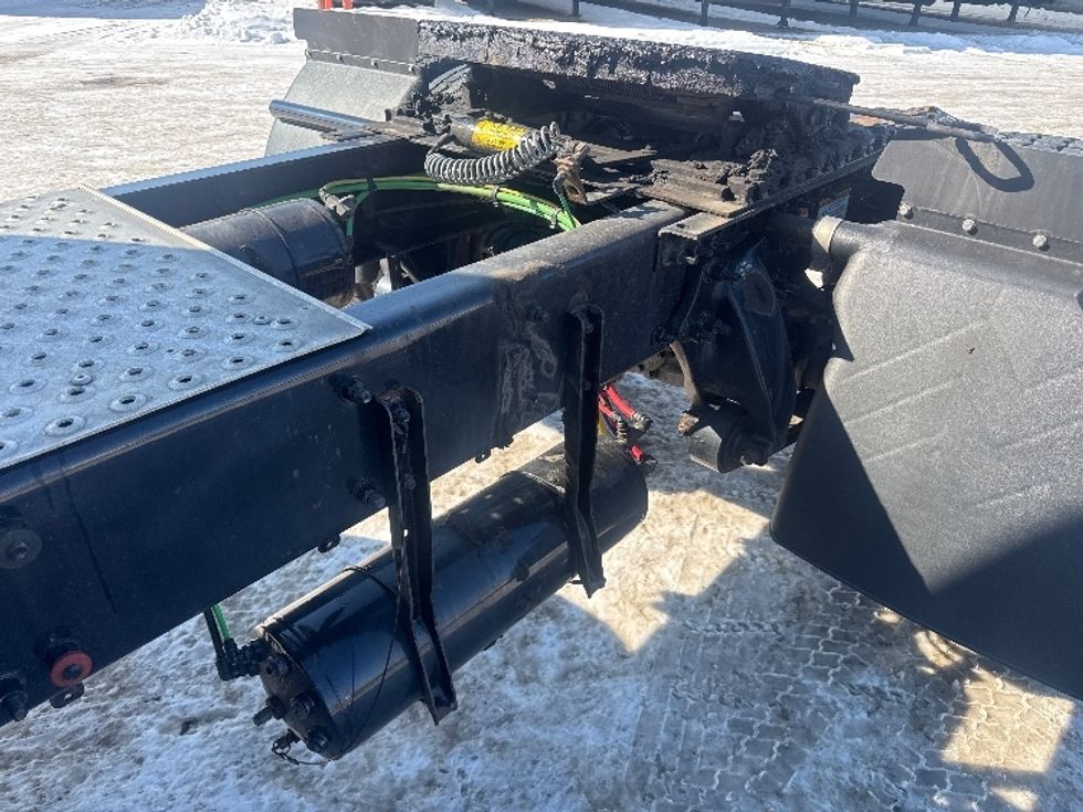 Day Cab Tractor-Heavy Duty Tractors-Freightliner-2019-Cascadia 12542ST-Newark-OH-53,255\n\t\tmiles-$ 31,000 - Image 17