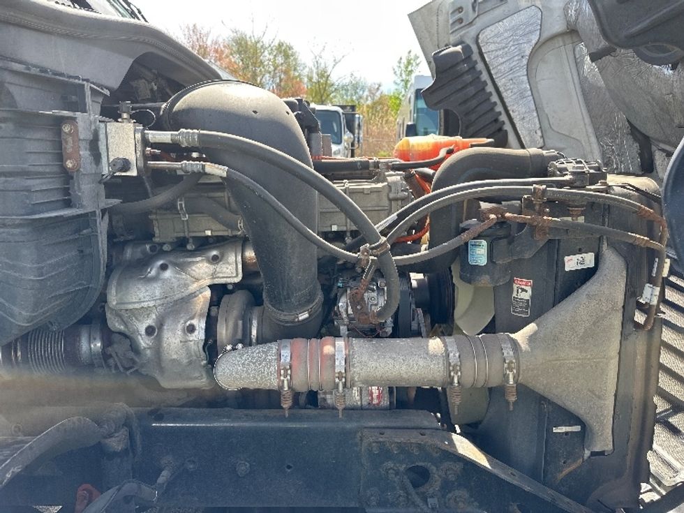 Day Cab Tractor-Heavy Duty Tractors-Freightliner-2019-Cascadia 12542ST-Parsippany-NJ-260,941\n\t\tmiles-$ 33,000 - Image 16