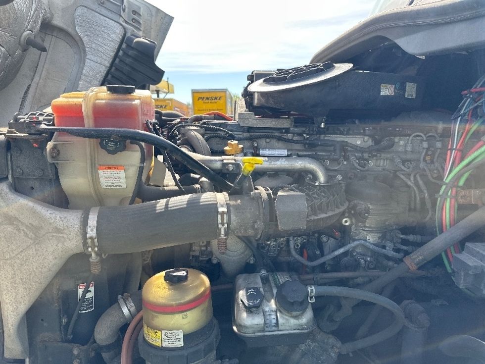 Day Cab Tractor-Heavy Duty Tractors-Freightliner-2019-Cascadia 12542ST-Parsippany-NJ-274,642\n\t\tmiles-$ 32,500 - Image 15