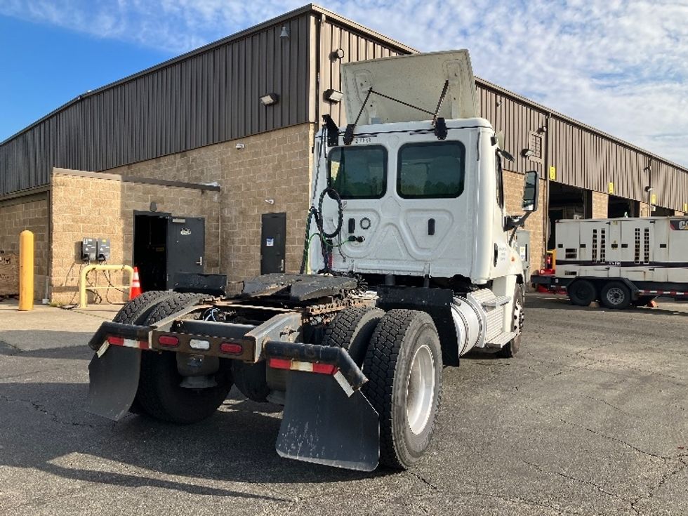 Day Cab Tractor-Heavy Duty Tractors-Freightliner-2019-Cascadia 12542ST-Parsippany-NJ-309,232\n\t\tmiles-$ 30,750 - Image 7