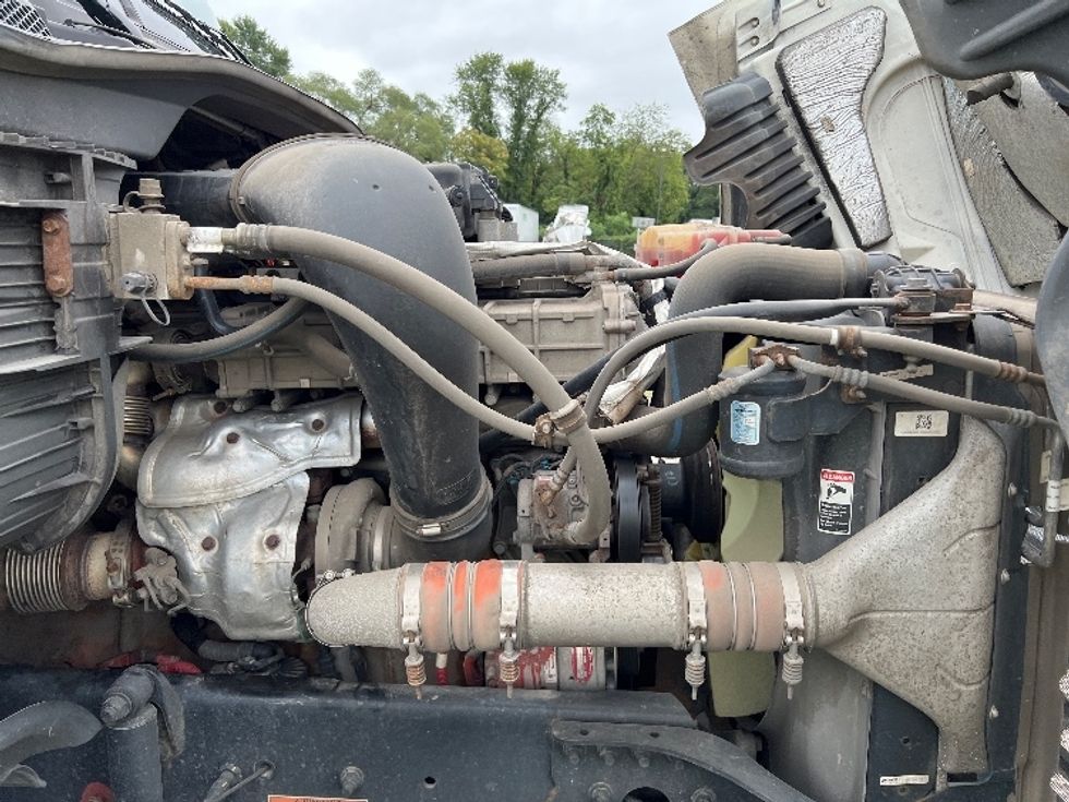 Day Cab Tractor-Heavy Duty Tractors-Freightliner-2019-Cascadia 12542ST-Pennsauken-NJ-351,468\n\t\tmiles-$ 35,750 - Image 15