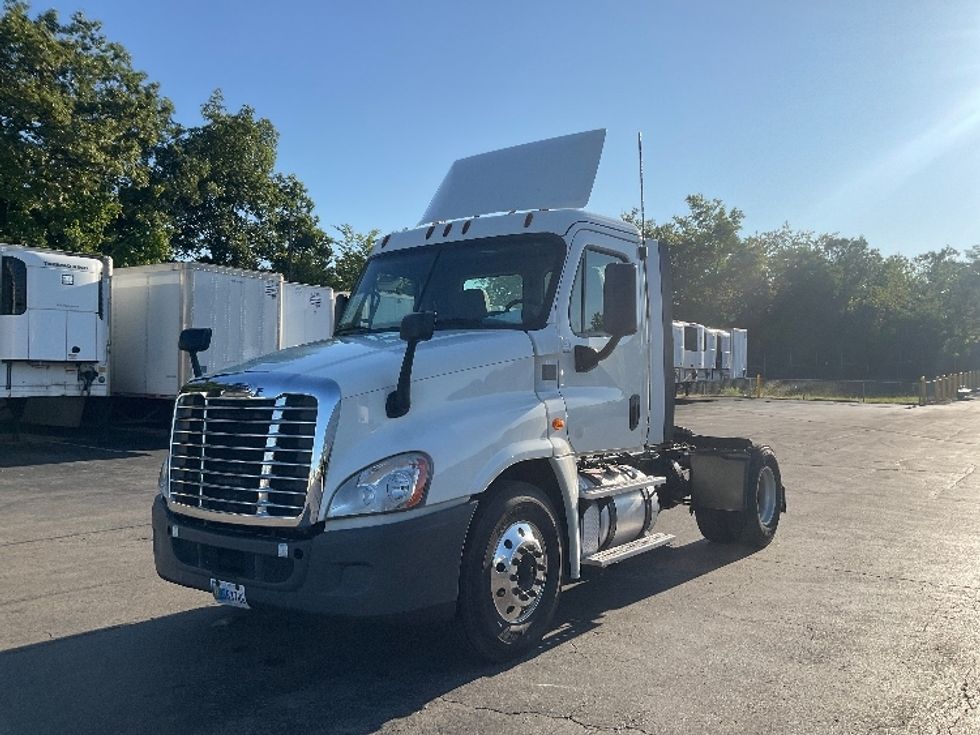 Day Cab Tractor-Heavy Duty Tractors-Freightliner-2019-Cascadia 12542ST-Piqua-OH-427,794\n\t\tmiles-$ 30,000 - Image 3