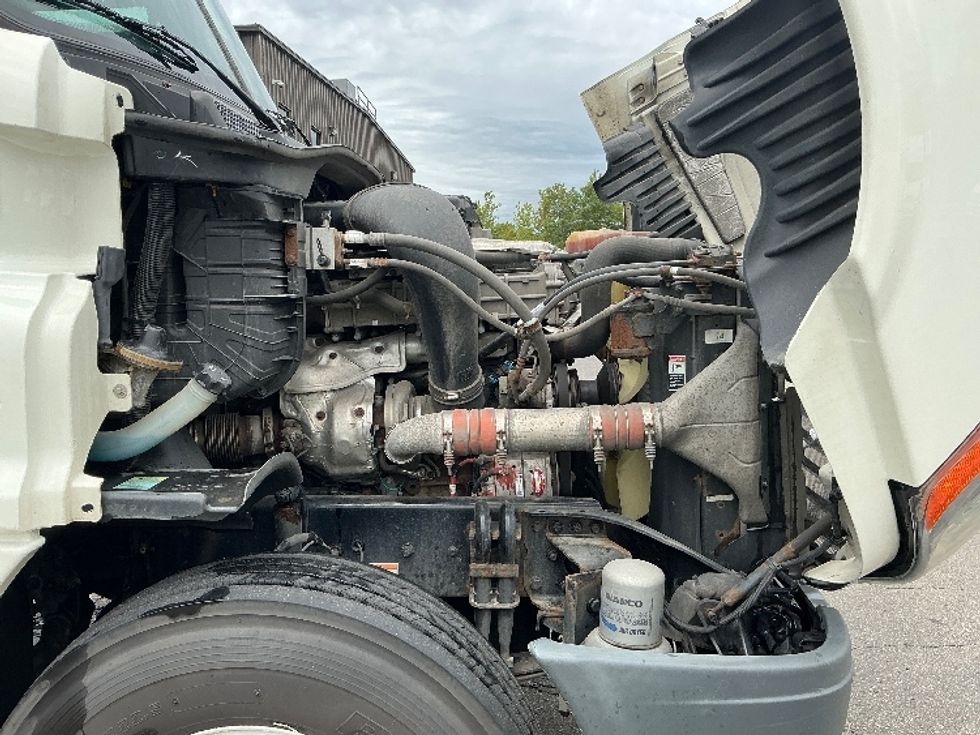 Day Cab Tractor-Heavy Duty Tractors-Freightliner-2019-Cascadia 12542ST-Piqua-OH-476,601\n\t\tmiles-$ 27,750 - Image 15