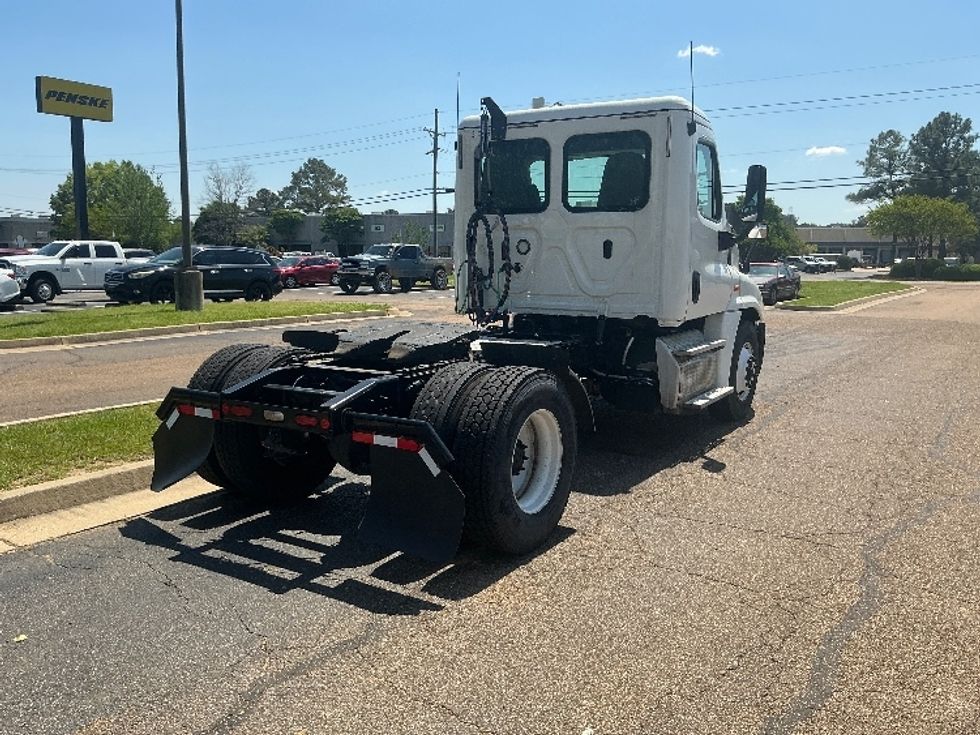 Day Cab Tractor-Heavy Duty Tractors-Freightliner-2019-Cascadia 12542ST-Richland-MS-722,062\n\t\tmiles-$ 21,500 - Image 7