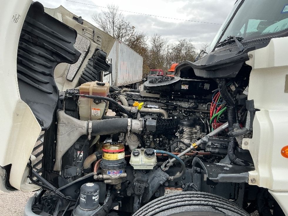 Day Cab Tractor-Heavy Duty Tractors-Freightliner-2019-Cascadia 12542ST-San Antonio-TX-412,218\n\t\tmiles-$ 26,250 - Image 16