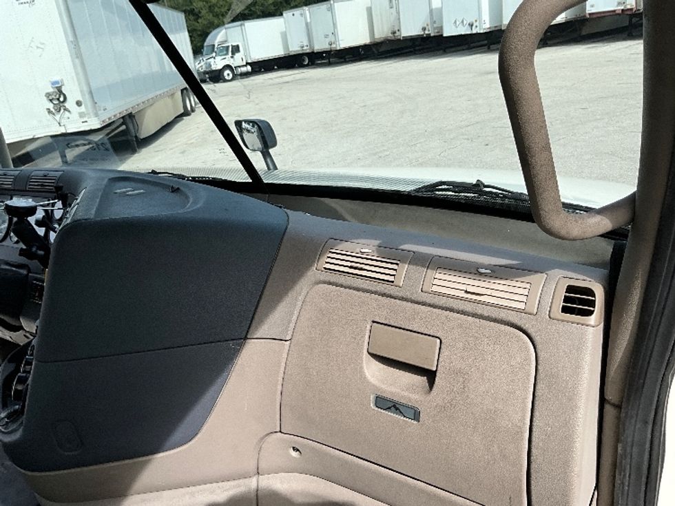 Day Cab Tractor-Heavy Duty Tractors-Freightliner-2019-Cascadia 12542ST-Tampa-FL-508,995\n\t\tmiles-$ 30,000 - Image 13