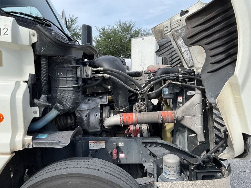 Day Cab Tractor-Heavy Duty Tractors-Freightliner-2019-Cascadia 12542ST-Tampa-FL-508,995\n\t\tmiles-$ 30,000 - Image 15