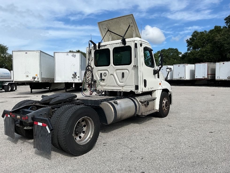 Day Cab Tractor-Heavy Duty Tractors-Freightliner-2019-Cascadia 12542ST-Tampa-FL-508,995\n\t\tmiles-$ 30,000 - Image 7
