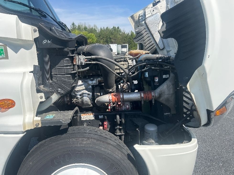 Day Cab Tractor-Heavy Duty Tractors-Freightliner-2019-Cascadia 12542ST-Winston Salem-NC-409,499\n\t\tmiles-$ 31,250 - Image 15