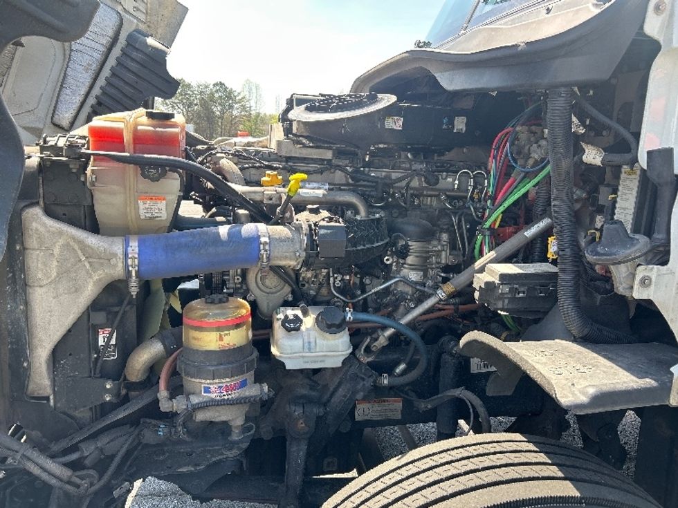 Day Cab Tractor-Heavy Duty Tractors-Freightliner-2019-Cascadia 12542ST-Winston Salem-NC-423,124\n\t\tmiles-$ 30,500 - Image 16