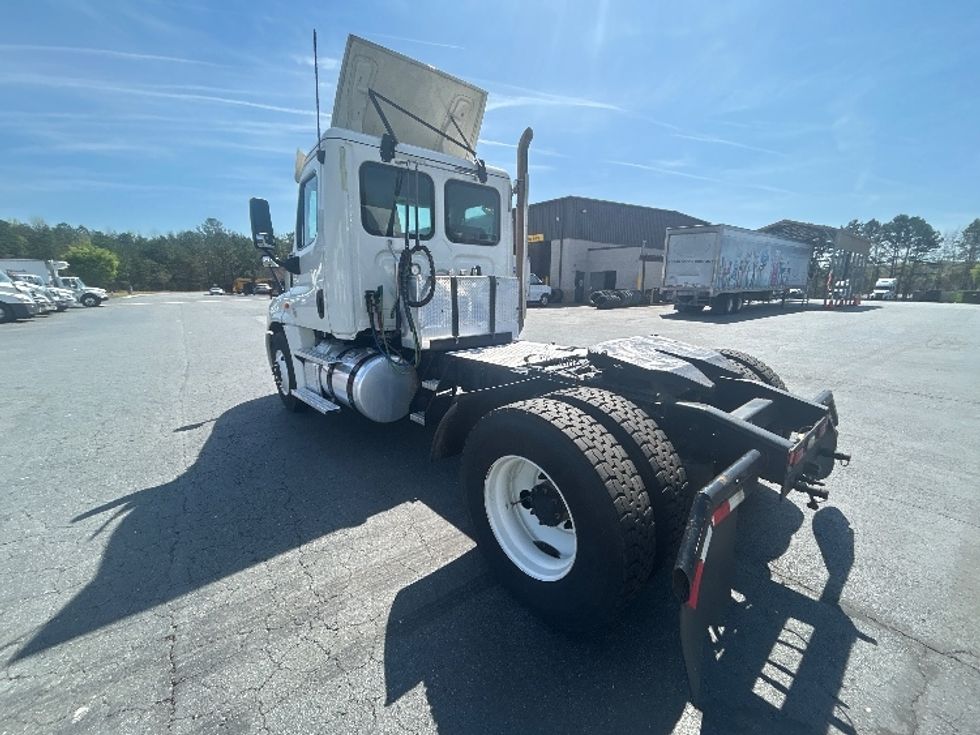 Day Cab Tractor-Heavy Duty Tractors-Freightliner-2019-Cascadia 12542ST-Winston Salem-NC-436,851\n\t\tmiles-$ 30,000 - Image 5