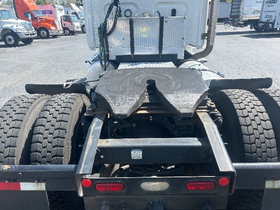 Day Cab Tractor-Heavy Duty Tractors-Freightliner-2019-Cascadia 12542ST-Winston Salem-NC-436,851\n\t\tmiles-$ 30,000 - Image 6