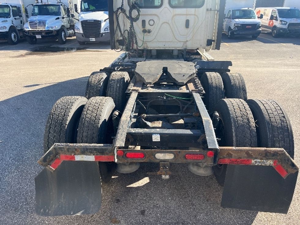 Day Cab Tractor-Heavy Duty Tractors-Freightliner-2019-Cascadia 12564ST-Akron-OH-563,123\n\t\tmiles-$ 27,250 - Image 6