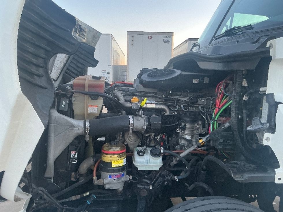 Day Cab Tractor-Heavy Duty Tractors-Freightliner-2019-Cascadia 12564ST-Allen Park-MI-490,138\n\t\tmiles-$ 36,250 - Image 16