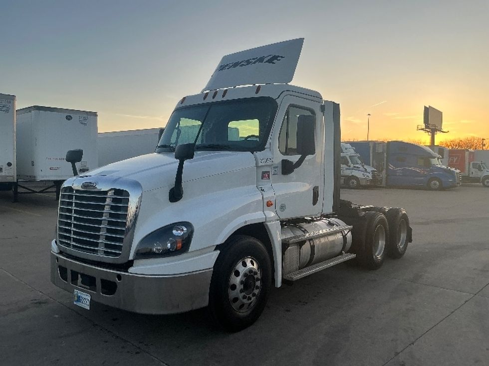 Day Cab Tractor-Heavy Duty Tractors-Freightliner-2019-Cascadia 12564ST-Allen Park-MI-490,138\n\t\tmiles-$ 36,250 - Image 3