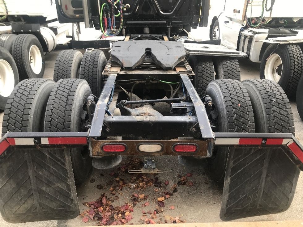 Day Cab Tractor-Heavy Duty Tractors-Freightliner-2019-Cascadia 12564ST-Allen Park-MI-565,631\n\t\tmiles-$ 24,250 - Image 6