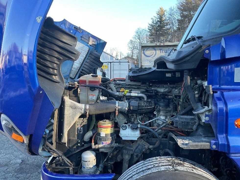 Day Cab Tractor-Heavy Duty Tractors-Freightliner-2019-Cascadia 12564ST-Auburn-MA-207,961\n\t\tmiles-$ 50,250 - Image 16