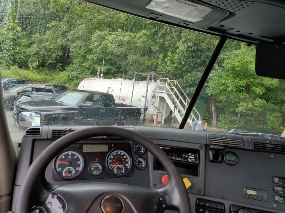 Day Cab Tractor-Heavy Duty Tractors-Freightliner-2019-Cascadia 12564ST-Auburn-MA-307,490\n\t\tmiles-$ 44,500 - Image 11