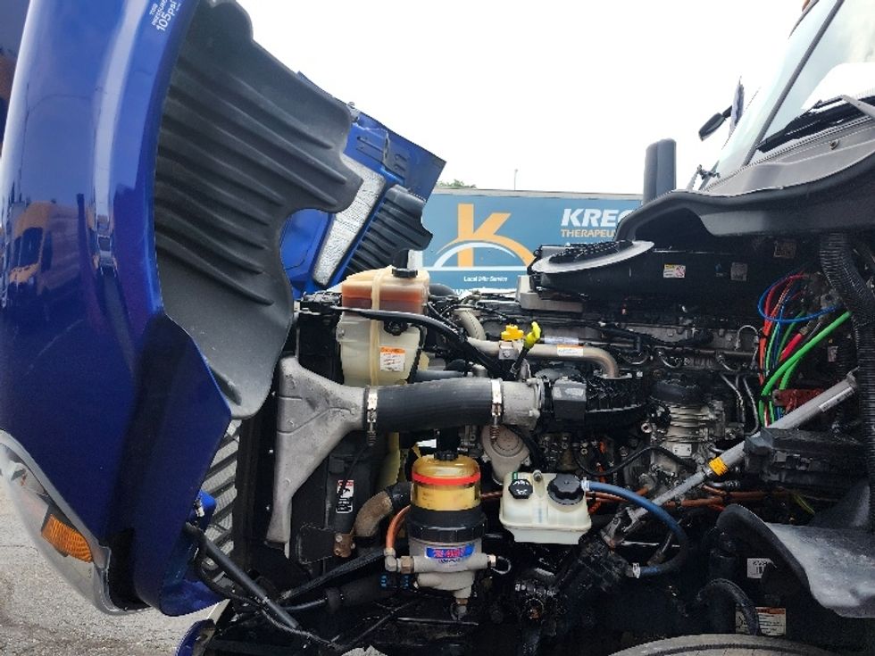 Day Cab Tractor-Heavy Duty Tractors-Freightliner-2019-Cascadia 12564ST-Baltimore-MD-147,474\n\t\tmiles-$ 52,750 - Image 16