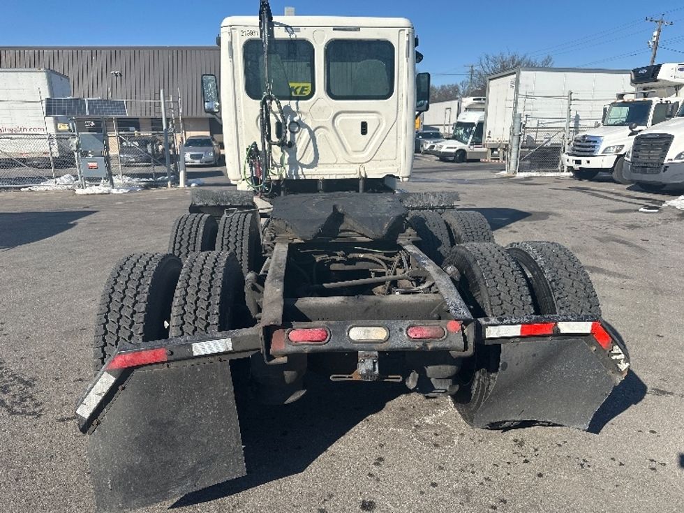 Day Cab Tractor-Heavy Duty Tractors-Freightliner-2019-Cascadia 12564ST-Baltimore-MD-269,996\n\t\tmiles-$ 42,000 - Image 6