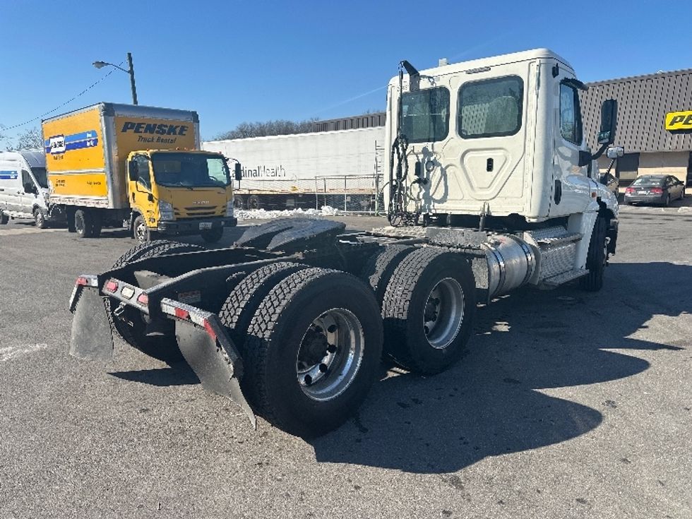Day Cab Tractor-Heavy Duty Tractors-Freightliner-2019-Cascadia 12564ST-Baltimore-MD-270,259\n\t\tmiles-$ 42,000 - Image 7