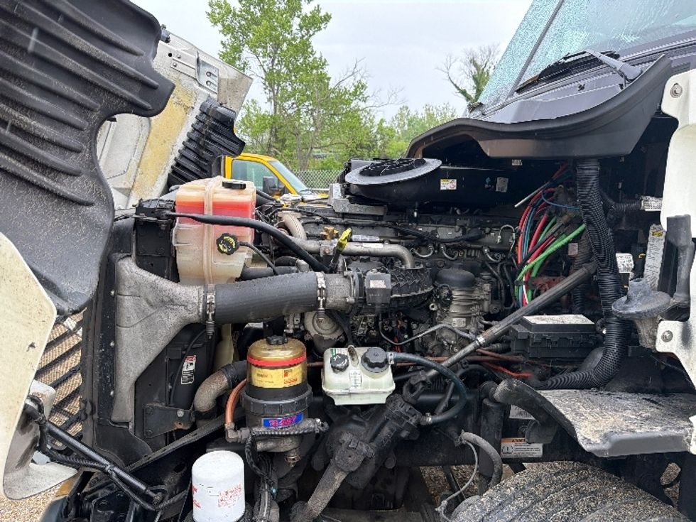 Day Cab Tractor-Heavy Duty Tractors-Freightliner-2019-Cascadia 12564ST-Baltimore-MD-272,742\n\t\tmiles-$ 45,250 - Image 15