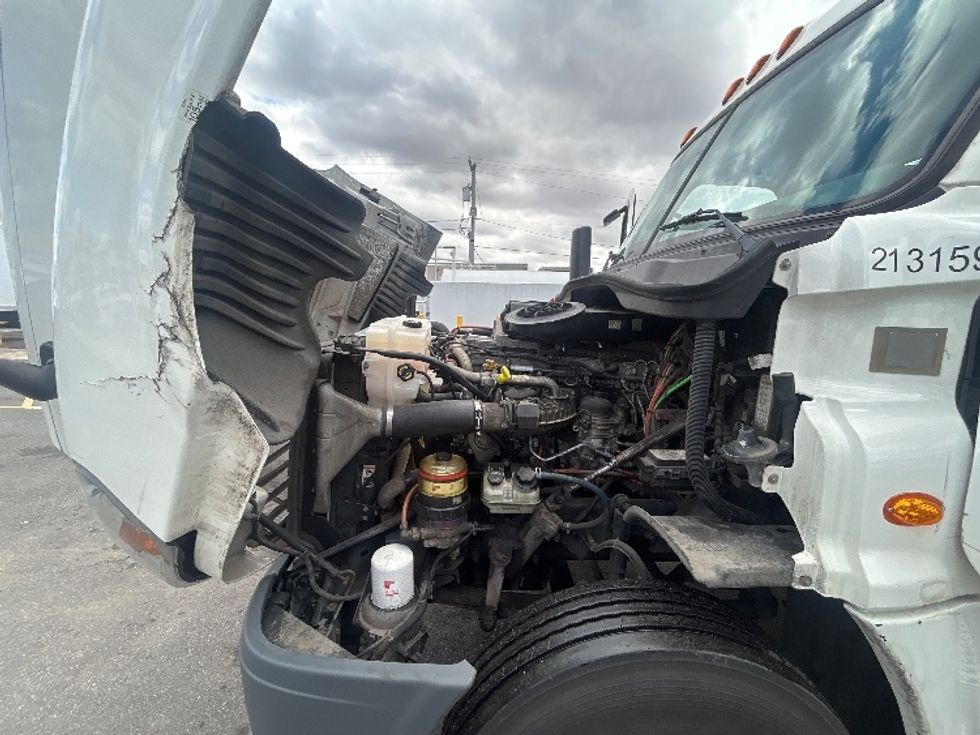 Day Cab Tractor-Heavy Duty Tractors-Freightliner-2019-Cascadia 12564ST-Baltimore-MD-285,643\n\t\tmiles-$ 41,250 - Image 16